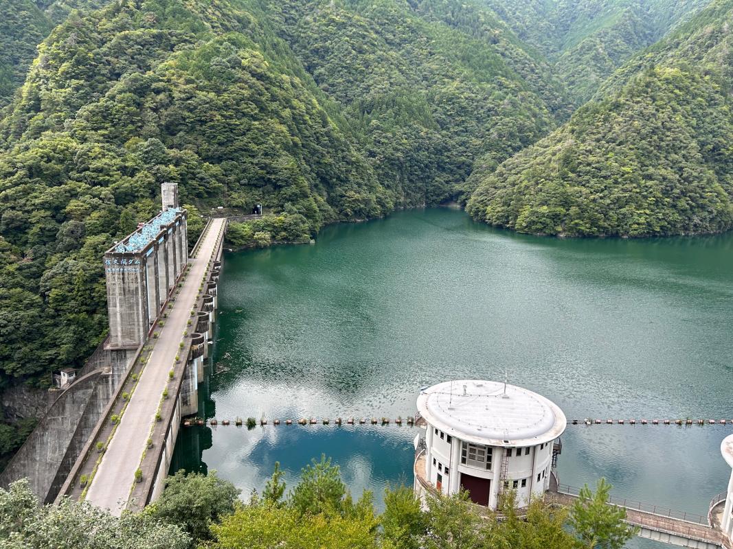dam