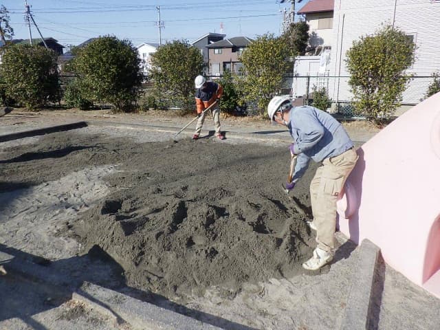 R4東海土木株式会社