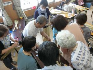 先生のお手本で工程を確認