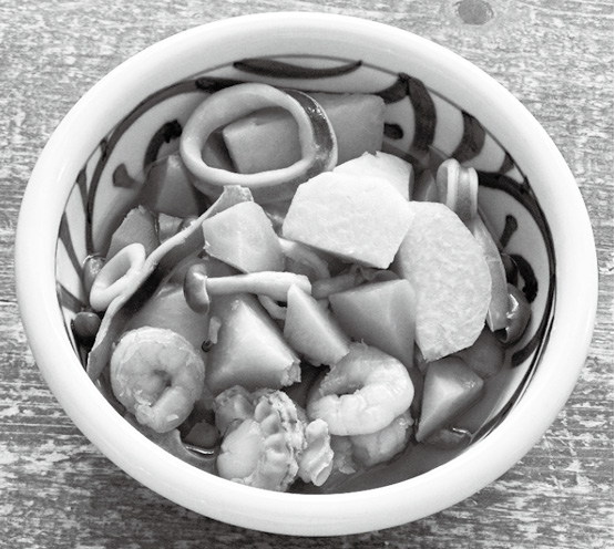 サトイモと海鮮のうま煮