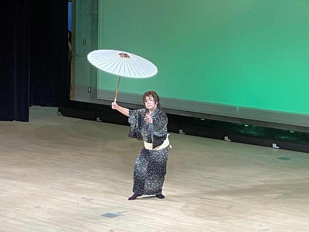 静駒