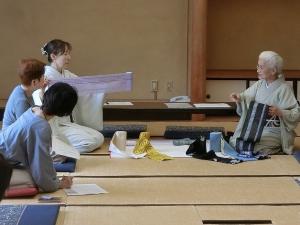 帯も季節にあわせていろいろな種類があることを教えていただきました