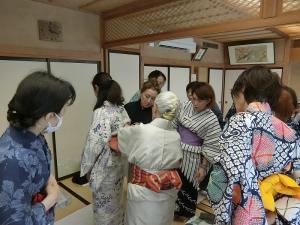 半幅帯のいろいろな結び方を教えていただきました