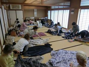 回数を重ねてゆかたの畳み方も完璧になりました