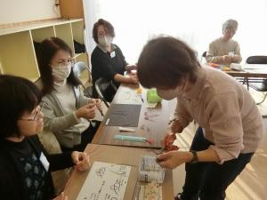 まずは基本の淡路結びを学びました