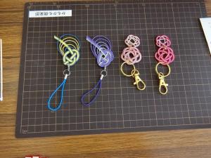 出来上がった水引アクセサリー