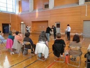 ヒューマンセミナー修了証書を授与