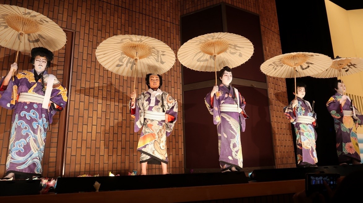 白波五人男