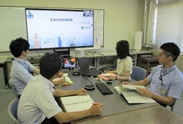 日常的に活用されているWEB会議システム