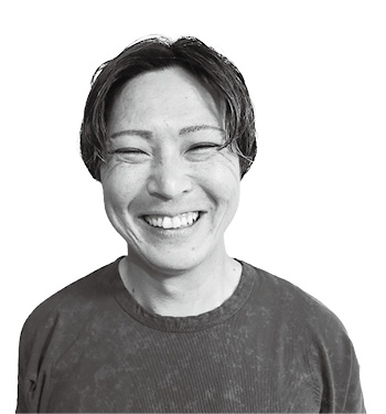 鈴木 康央さん