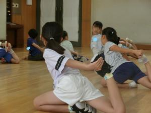 難しいポーズに挑戦