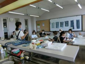 説明を聞く受講生の皆さん