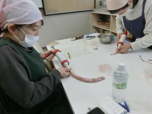 上手に腸詰めができています