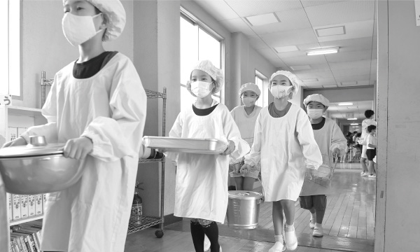 学校給食