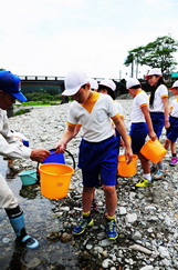 清流のまち浜松の魚心水心1-2