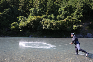 清流のまち浜松魚心水心9-8