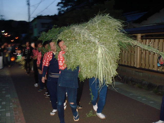 犬居つなん曳