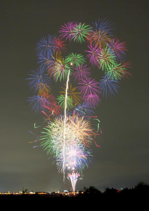 中野町の空を彩る花火1