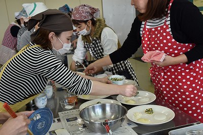 平成28年度浜北区広報取材日記（離乳食盛り付け）