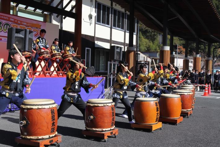 天竜高校春野校舎による太鼓の演奏