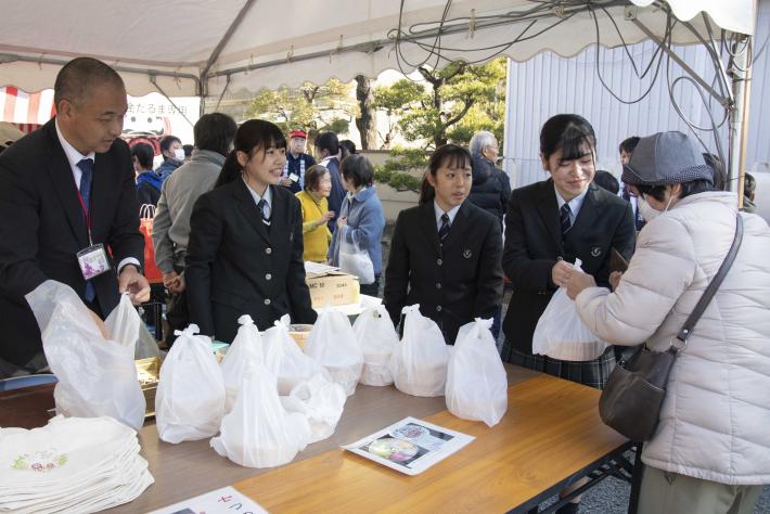 令和元年度だるま市4