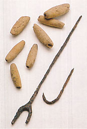 中世の漁具（写真）