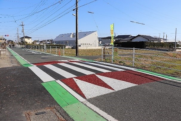 スムーズ横断歩道設置