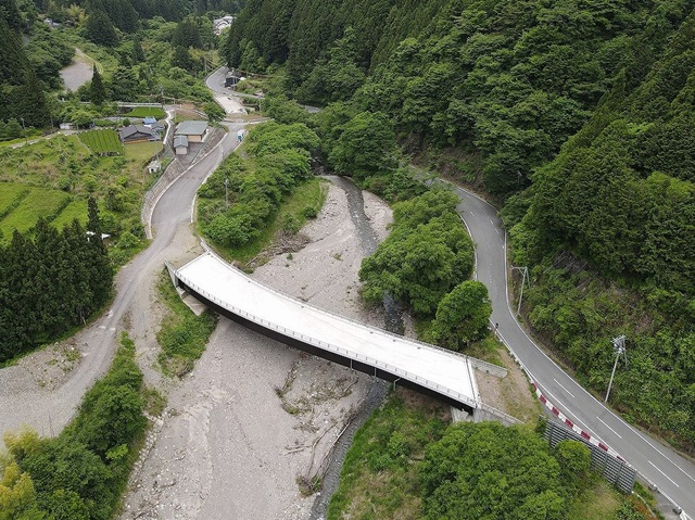 三遠南信自動車道関連国道152号現道改良工事