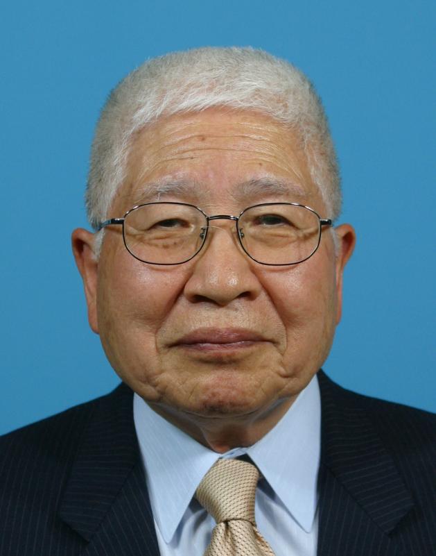 伊藤忠平氏